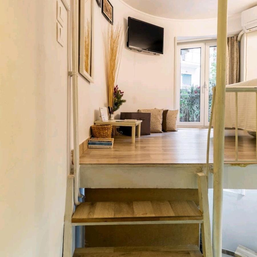 Acropolis Elegant Maisonette By Lodgespot Атина Екстериор снимка